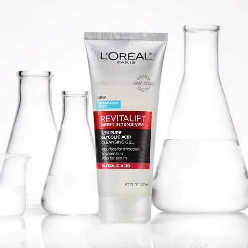 Vista 4 de L'Oreal Paris Revitalift - Gel limpiador iluminador con ácido glicólico puro al 3,5% con ácido salicílico, 6,7 onzas líquidas