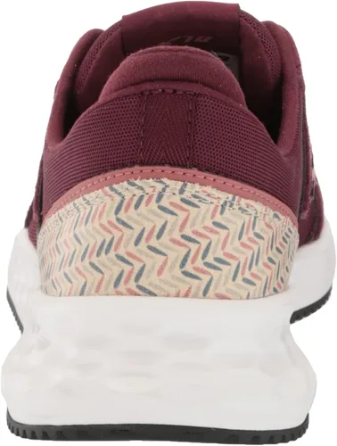 Vista 3 de New Balance Fresh Foam X70 V1 tenis para mujer