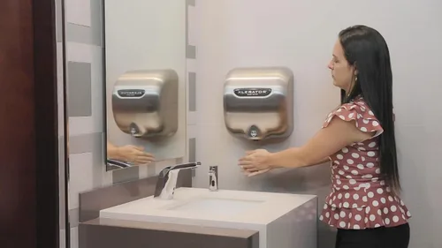 Vista 7 de XLERATOR XL-SB 1.1N Secador de manos comercial de alta velocidad, cubierta de acero inoxidable cepillado, secadora Excel, sensor automático, montaje