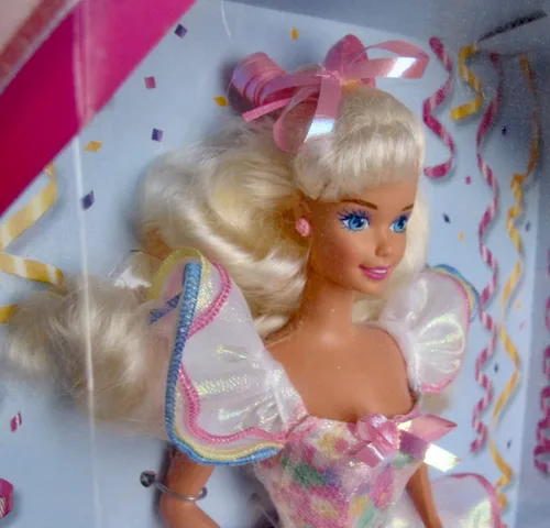 Vista 3 de Barbie Muñeca de feliz cumpleaños - Ella es el regalo más bonito! (1995)