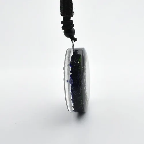 Vista 2 de Colgante de chakra de orgón con cordón ajustable, collar de piedras hechas a mano, material natural de obsidiana orgonita