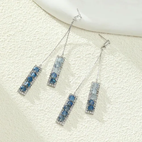 Vista 5 de Pendientes personalizados con colgante geométrico de diamantes de imitación azules para mujer, Zinc, No es una piedra preciosa