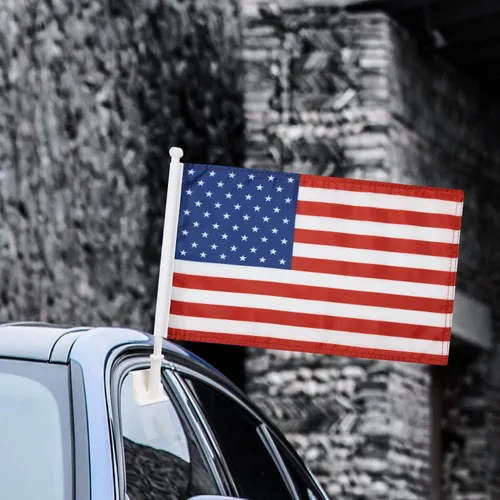 Vista 5 de Paquete de 2 banderas de automóvil, bandera de Estados Unidos para exteriores con bandera estadounidense y mástil, el clip para ventana con logotipo