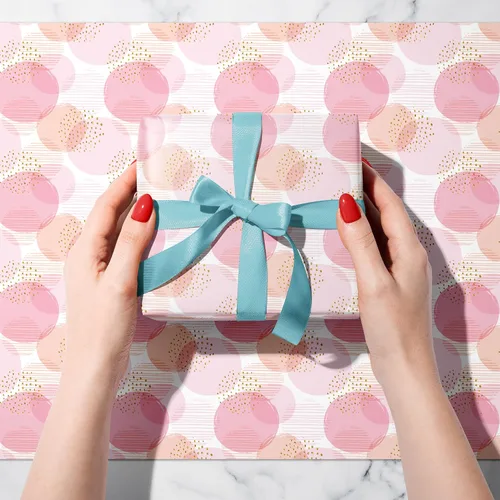 Vista 7 de WAPLIGHAL Papel de regalo de cumpleaños rosa para niñas y niños, diseño de lunares de Poka, estrella, mariposas doradas brillantes, papel de regalo