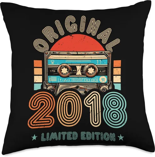 Vista 4 de Retro Limited Edition 2018 Cassette Tape 8th Birthday Throw Pillow