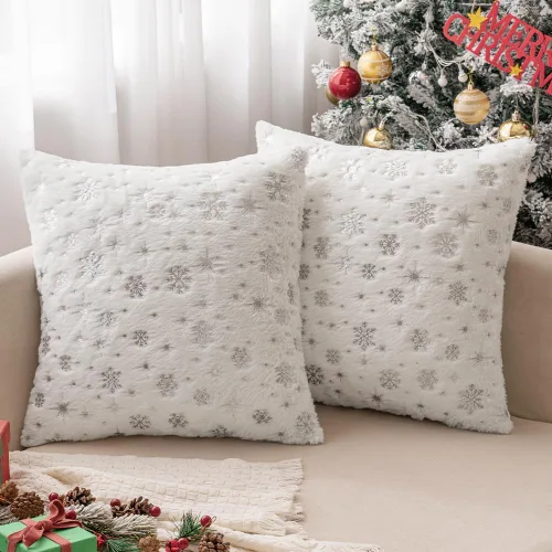 Vista 8 de MIULEE - Juego de 2 fundas de cojín decorativas de Navidad, hechas de piel sintética suave con copos de nieve plateados y brillantina, para Verde