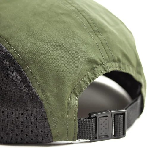 Vista 4 de Wallowa Trail Hat, una gorra ligera de nailon y malla elástica de 5 paneles