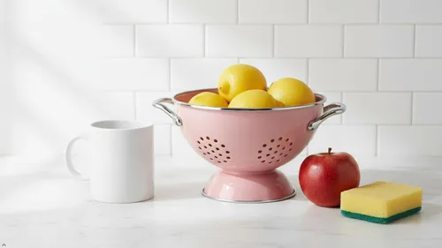 Vista 7 de Reston Lloyd Calypso Basics - Colador esmaltado con recubrimiento en polvo con base sólida, cesta coladora con asas, para pasta, bayas, verduras