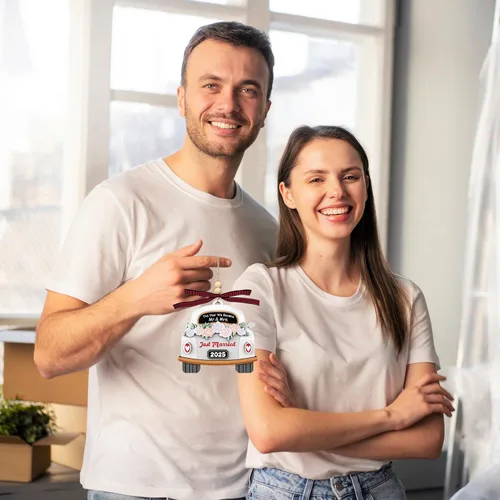 Vista 6 de Regalos de boda para parejas 2025 - Adorno colgante de madera para novia y novio, Sr. y Sra. - Decoración de boda, regalo para recién casados