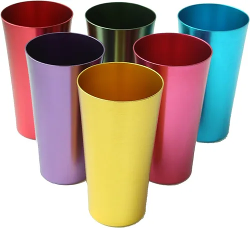 Vista 4 de 6 vasos de aluminio retro de Trademark Innovations, Multicolor