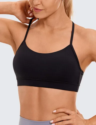 Vista 2 de CRZ YOGA Butterluxe - Brasier deportivo con espalda en Y para mujer, acolchado de espalda cruzada, de bajo impacto, tirantes delgados