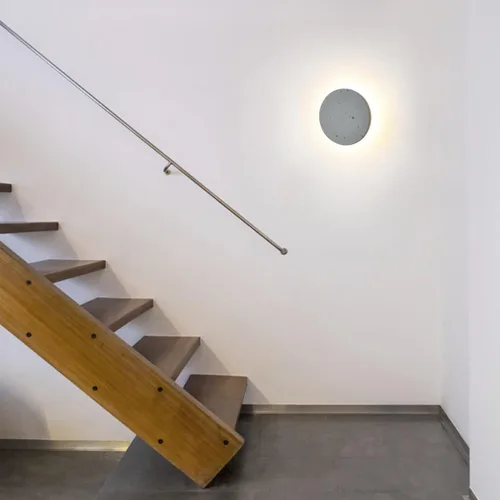 Vista 3 de DUHU Aplique de pared LED redondo, lámpara de pared de cemento gris cableada, lámpara de pared minimalista con diseño de acabado elegante