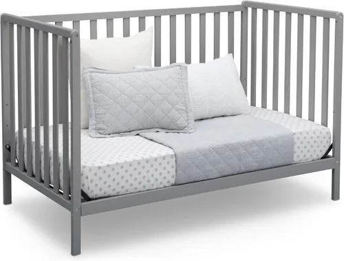 Vista 8 de Delta Children Heartland Cuna Convertible 4 en 1 - Certificado Greenguard Gold, Gris