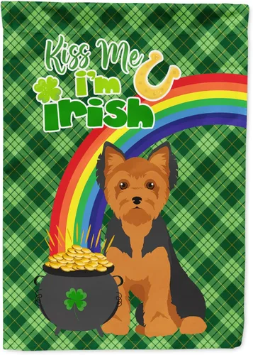 Vista 45 de Caroline's Treasures WDK4731GF - Bandera decorativa para jardín del día de San Patricio, color negro y tostado, Airedale Terrier, para jardín