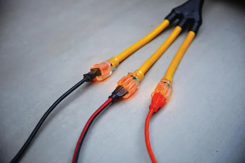 Vista 7 de Champion Power Equipment Cable adaptador de generador de 2 pies 30A 250V
