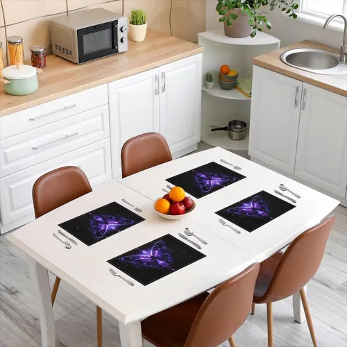Vista 3 de Juego de 4 manteles individuales con diseño de mariposas y animales voladores de noche de ensueño de 12 x 18 pulgadas para mesa de cocina, tapetes