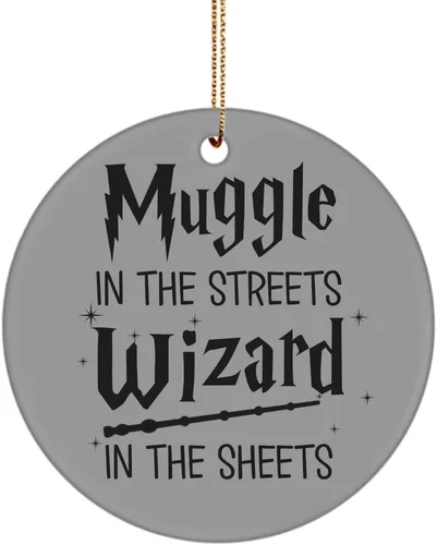 Vista 4 de Muggle in The Streets Wizard in The Sheets - Adorno para fanáticos de los fanáticos del divertido hechicero Nerd Geek de cerámica redonda de 3