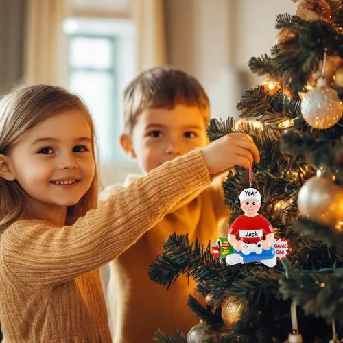 Vista 2 de Adorno Navideño Personalizado de Game Boy 2025 – Decoración Festiva Retro para Jugadores, Adorno de Video Juego Personalizado con Nombre para Niños