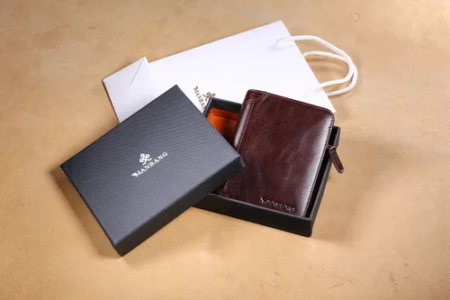 Vista 14 de Cartera de auténtica piel vacuna italiana con capacidad extra, doble pliegue, para hombre.