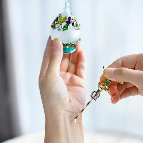 Vista 3 de YU FENG Botella de perfume de vidrio con flor de colibrí, botella de perfume de cristal decorativa con esmalte joya, contenedor de perfume