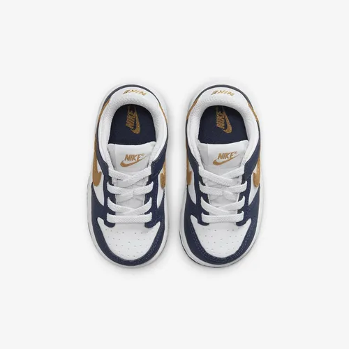Vista 30 de Nike Kid's Dunk Low Sneaker