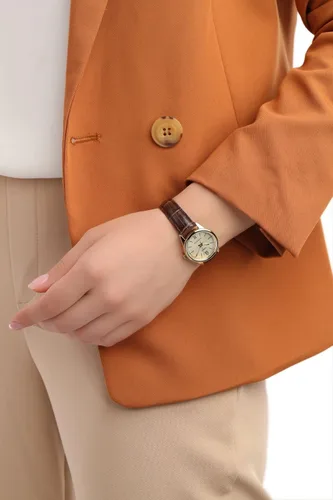 Vista 3 de Casio LTP-V005GL-9B Reloj de vestir analógico con banda de cuero en tono dorado estándar para mujer, Movimiento de cuarzo