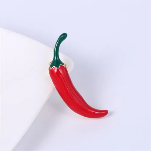 Vista 4 de Broches y alfileres esmaltados de chile rojo para mujeres y hombres, chapado en oro, broche de comida vegetal, alfiler de solapa, insignia, vestido