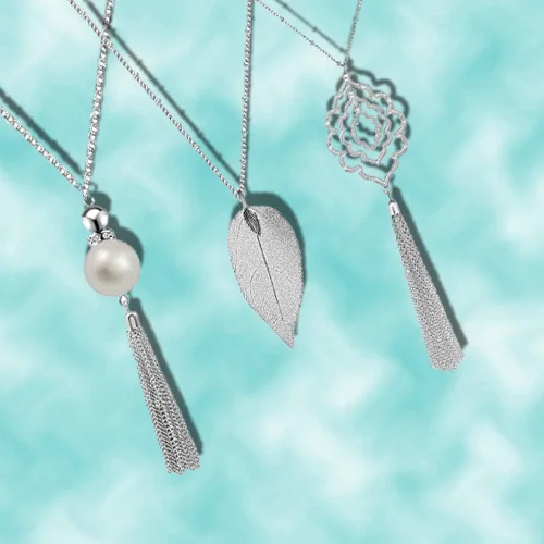 Vista 4 de Juego de 3 collares largos con colgante para mujer, diseño de nudo, disco, círculo, borla