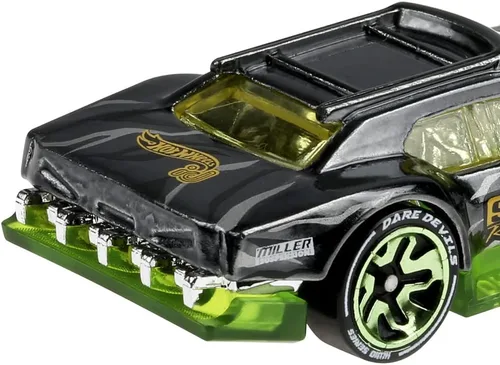 Vista 5 de Hot Wheels Vehículo de identificación, vehículo Driftsta a escala 1:64 con chip NFC integrado, colección Daredevils, juego físico y digital