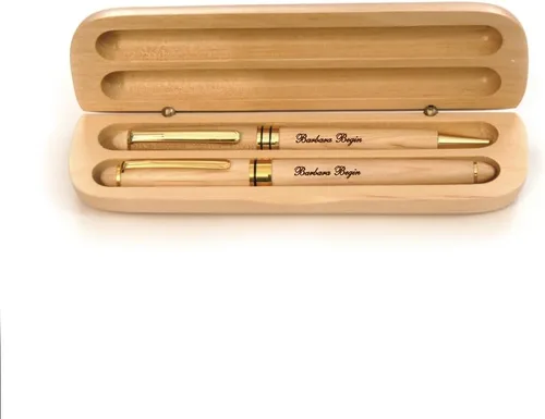 Vista 2 de Juego de bolígrafos de graduación de madera de arce macizo personalizado para médico MP-Médico-GD