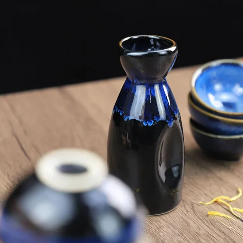 Vista 7 de Sizikato El juego de sake de porcelana de cerámica de 5 piezas incluye 1 botella de sake y 4 tazas de sake Azul oscuro