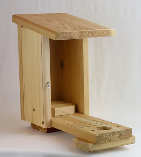 Vista 3 de Kettle Moraine Caja nido Cedar Eastern Bluebird House