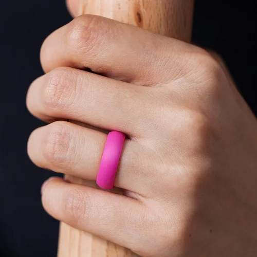 Vista 4 de ThunderFit Anillos de boda de silicona para mujer, 0.220 in de ancho, 0.079 in de grosor, paquete múltiple de variedad 34