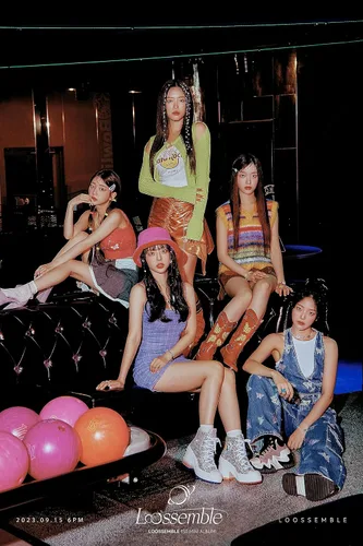 Vista 6 de LOOSEEMBLE Loossemble 1er contenido del mini álbum+tarjeta fotográfica+seguimiento sellado LOONA (EVER MUSIC Yeojin Version)