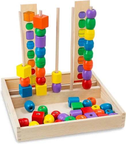 Vista 4 de Conjunto de secuencia de cuentas Melissa & Doug