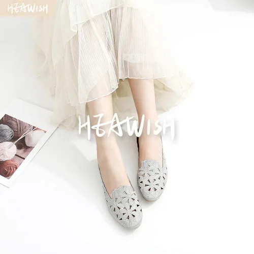 Vista 7 de HEAWISH - Zapatos planos para mujer estilo ballet, con diseño floral, piel sintética, punta redonda, calzado elegante, color negro y beige