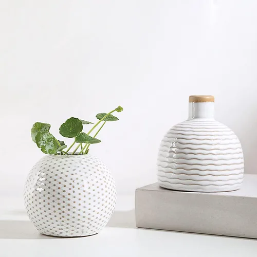 Vista 7 de Juego de 4 jarrones pequeños de cerámica minimalista boho para dormitorio, sala de estar, oficina, chimenea, centro de mesa, jarrones blancos Antiguo