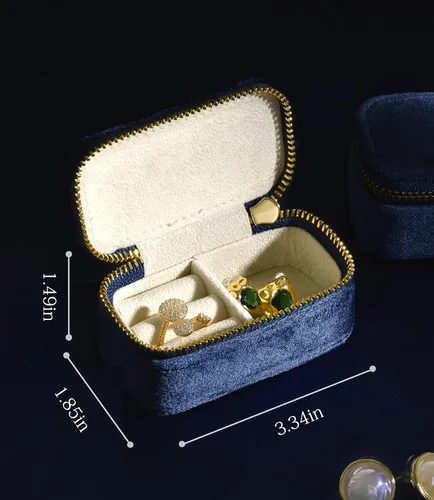 Vista 2 de TAIMY Mini estuche de joyería de viaje, caja de joyería de viaje pequeña de terciopelo, caja organizadora de viaje portátil para anillos, aretes