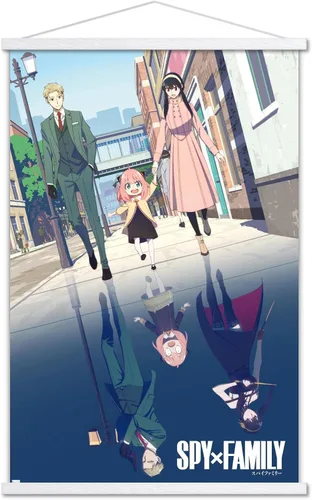 Vista 8 de Trends International Spy x Family - Póster de pared de arte familiar con llave, 22.37 x 34.00 pulgadas, paquete de impresión premium y colgador