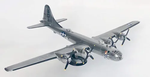 Vista 3 de B-29 Superfortress - Kit de modelo de plástico fabricado en los Estados Unidos Atlantis 1:120 Escala WWII Bomber, H208