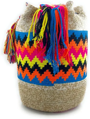 Vista 2 de Bolsos Colombianos, Mochila Wayuu, 100% Original Colombiano Algodón Bolso Cubo hecho a mano.