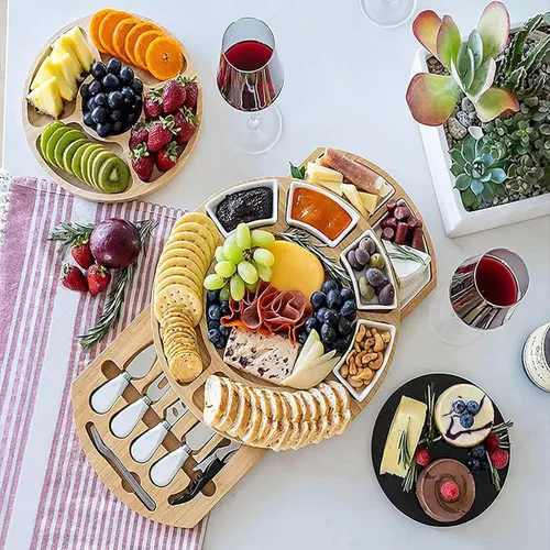 Vista 2 de Juego de tabla de queso de bambú y cuchillos, plato redondo para servir charcutería con plato de mármol y cuenco de cerámica, juego de queso