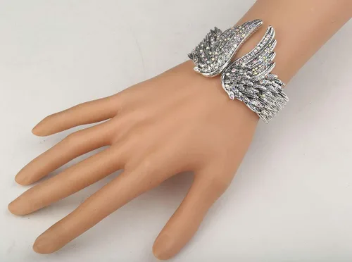Vista 2 de YACQ Pulseras con bisagras de alas de ángel guardián para mujer de 6.5 a 7.5 pulgadas, sin plomo ni níquel, joyería de motociclista para mujeres