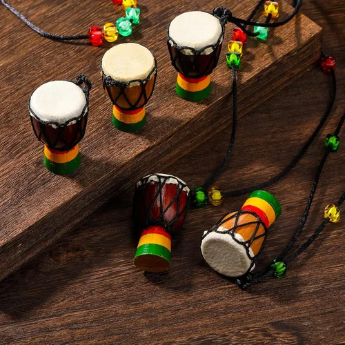 Vista 5 de Sureio 5 collares de instrumento Djembe con mini colgante de tambor africano de madera clásica de mano Congo joyería collar de percusión