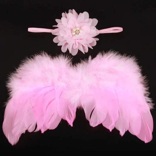 Vista 3 de Katutude Accesorios de fotografía para bebé recién nacido, alas de ángel de plumas rosadas, conjunto de diadema de flores, accesorios de fotos
