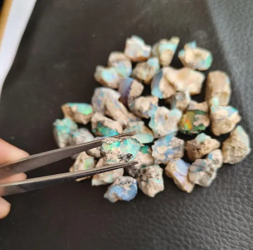 Vista 6 de Natural AAAA+ Ethiopian Opal Gemstone Lot for Wholesale Supplies, DIY & Jewelry Making, Multi Color Fire Play