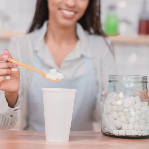 Vista 3 de Vasos de papel de 12 oz – Tazas de papel de café blanco para té agua y cacao (50 unidades)