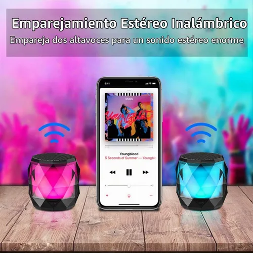 Vista 3 de LFS Altavoz Bluetooth Portátil con Luces, Altavoz Inalámbrico Impermeable de Luz Nocturna Magnético, LED de 7 Colores Auto-Cambiante, Micrófono