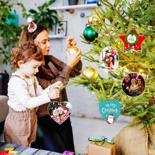 Vista 5 de Paquete de 4 adornos de Navidad personalizados 2025 de cerámica personalizada con foto y texto para decoración de árbol de Navidad, primera Navidad