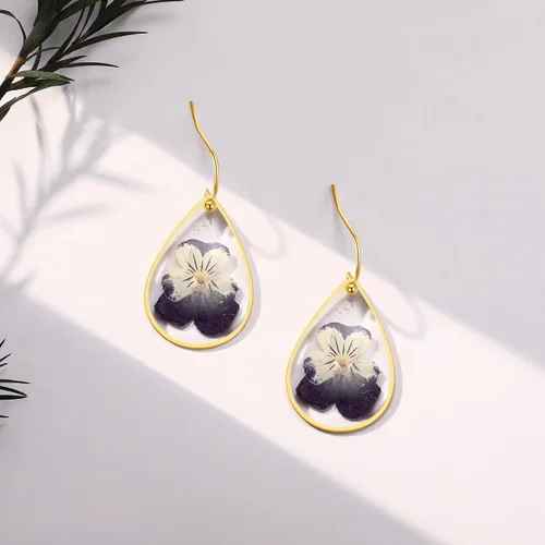 Vista 16 de Forget-Me-Not and Queen Anne's Lace Pressed Wildflower Earrings Pressed Flower Earrings Handmade Drop and Dangle Earrings Gift for Woman